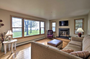 Charming Neenah House with Porch on Lake Winnebago!